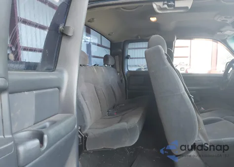 2001 Chevrolet Silverado 2500Hd Ls from USA, damaged, VIN 1GCHK29UX1E301569